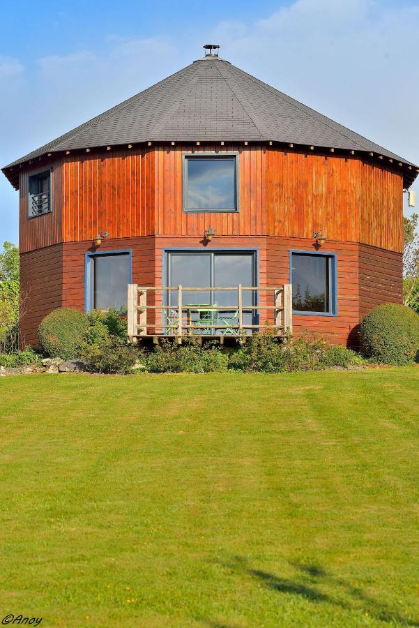 Holiday home La Maison Ronde Et Ses 2 Cahutes