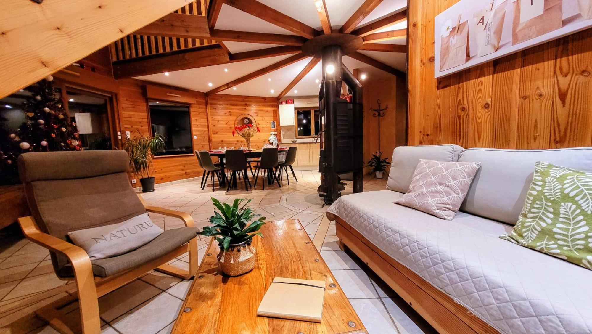 La Maison Ronde Et Ses 2 Cahutes Ferienhaus Monthoiron